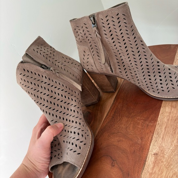 Toms Majorca Suede Peep Toe Bootie Heels - Picture 7 of 7